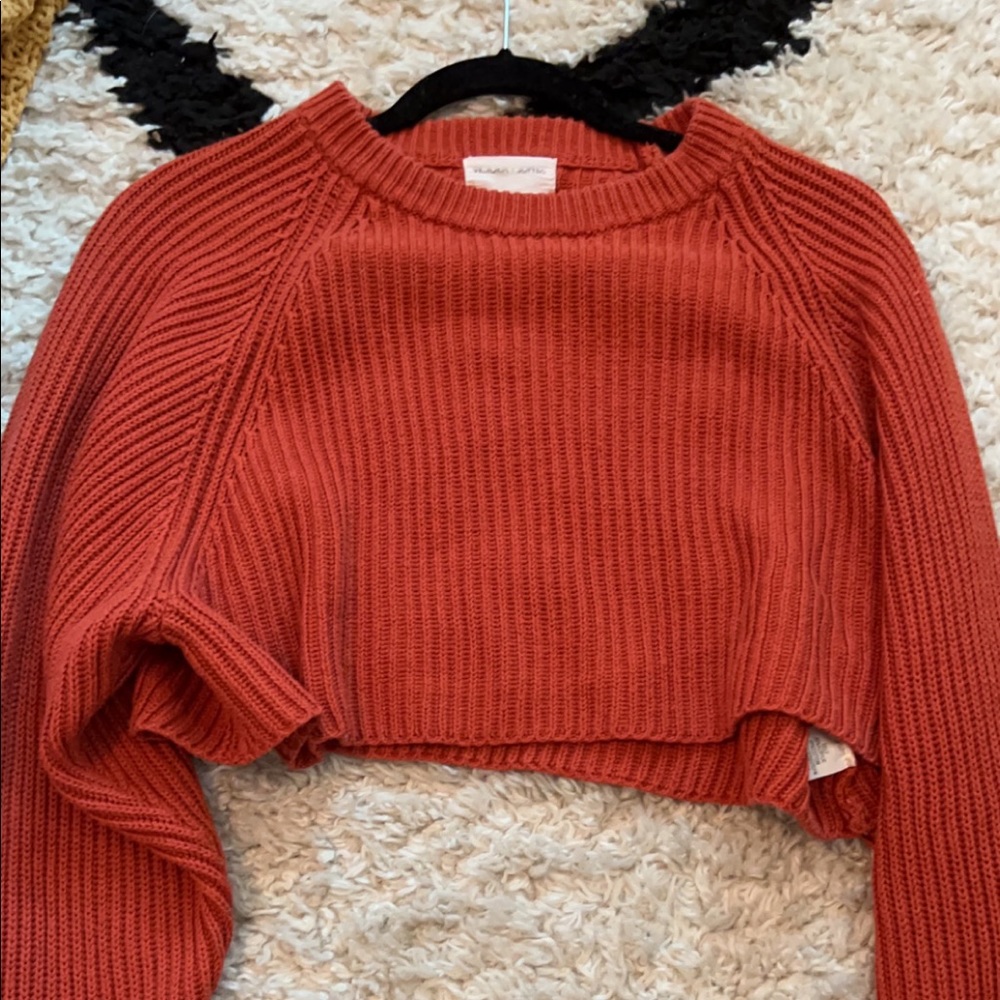 Victoria Sophia Cropped Sweater